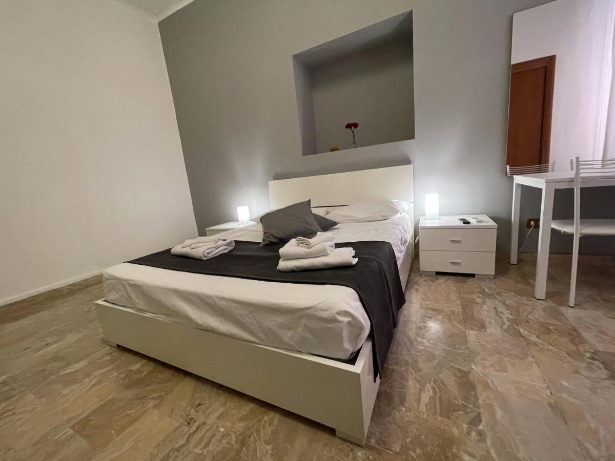 Hotel Sleepy Max Řím Exteriér fotografie