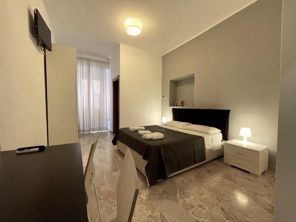 Hotel Sleepy Max Řím Exteriér fotografie