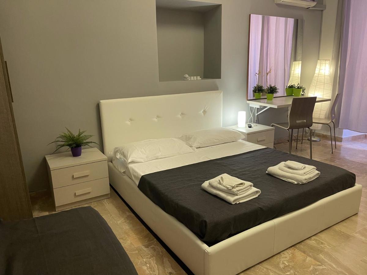 Hotel Sleepy Max Řím Exteriér fotografie
